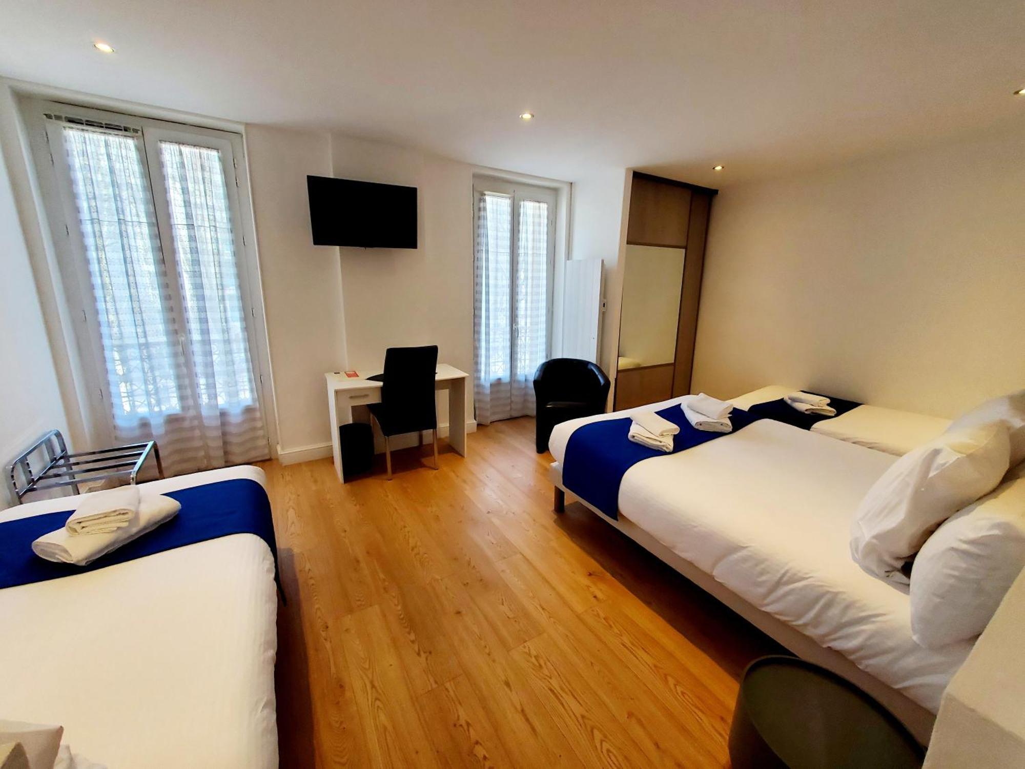 Logis Belle Etoile Hotel