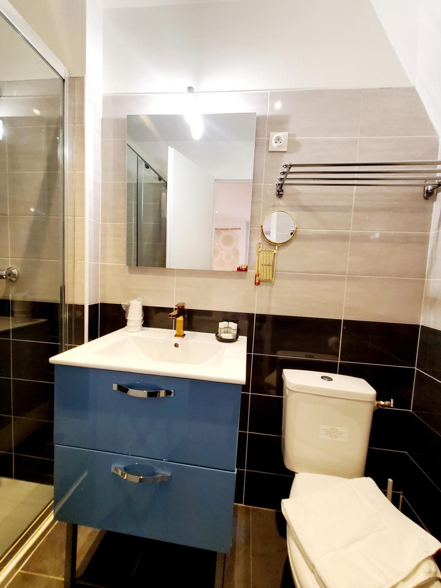 Logis Belle Etoile Hotel